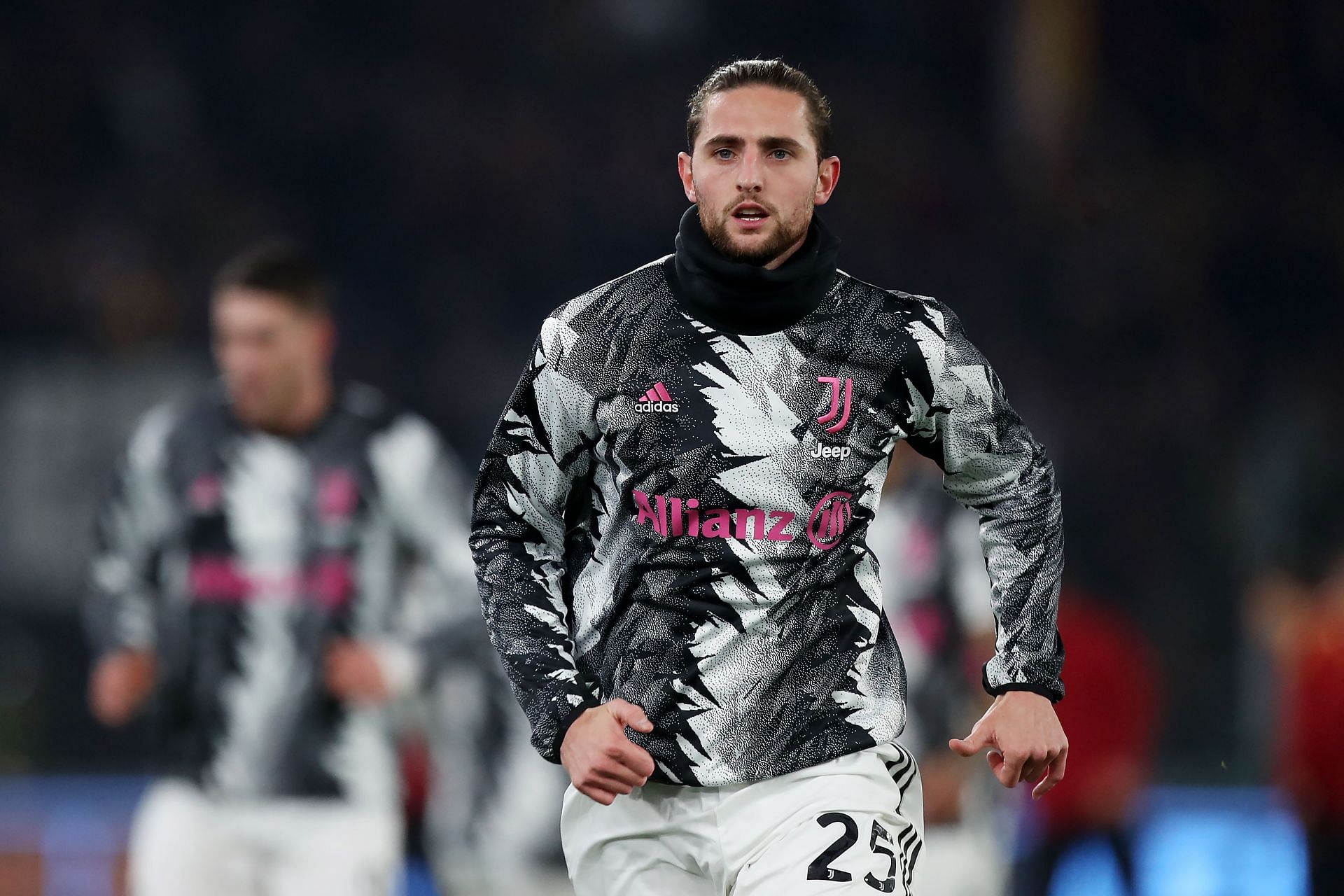 Adrien Rabiot has admirers at Old Trafford.